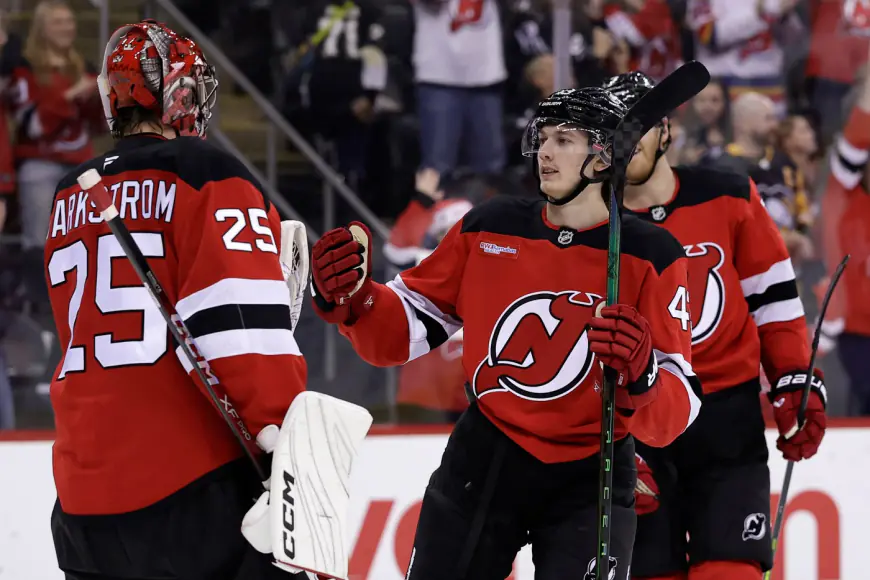 Jacob Markstrom earns 2nd shutout of the season as Devils beat Penguins