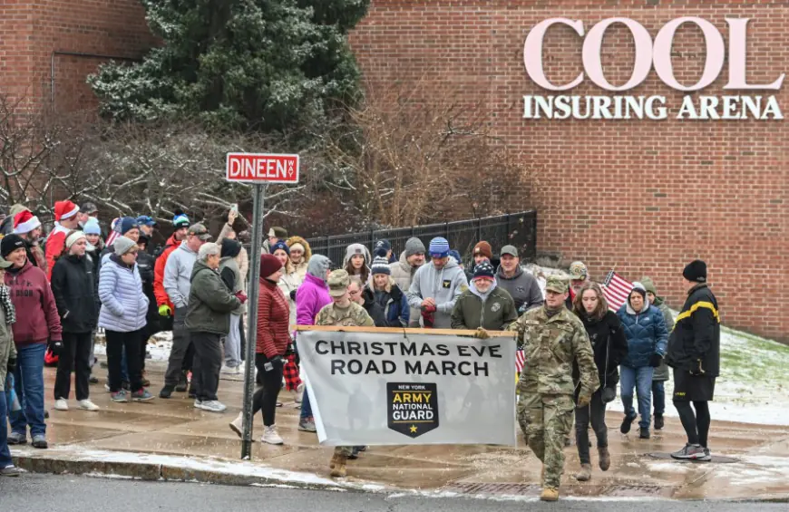 Christmas Eve road march steps off in Glens Falls