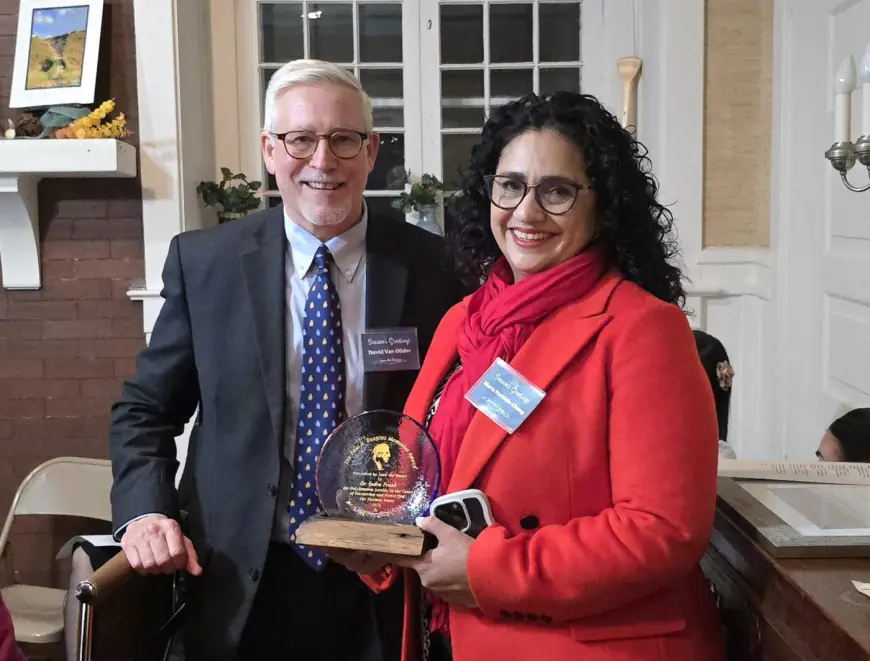 Indiana University student, Hoosier Environmental Council member win Save the Dunes awards