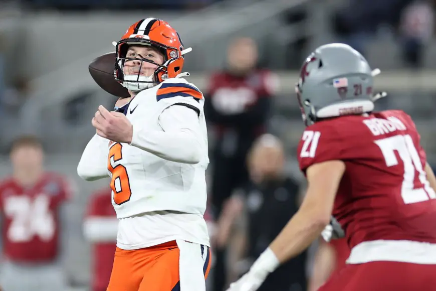 Syracuse defeats Washington State in DIRECTV Holiday Bowl