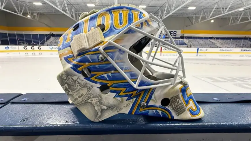 Jordan Binnington's Winter Classic mask honors three Cardinals legends