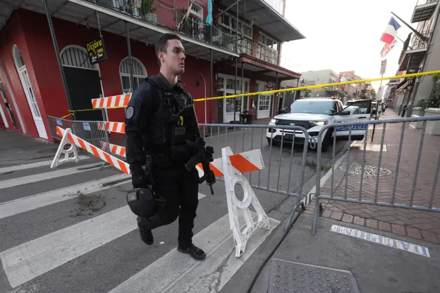 The Latest: Investigators hunt for additional suspects in deadly New Orleans attack