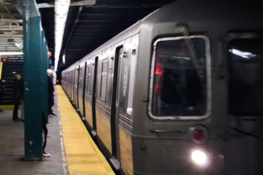 Person pushed onto NYC subway tracks before oncoming train: police