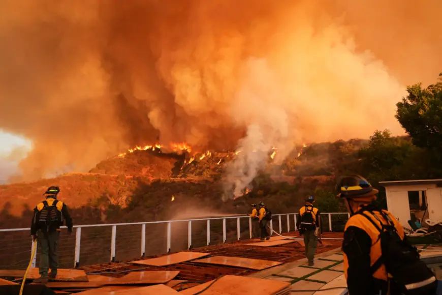 Crews race to contain raging Palisades Fire as high winds set to return