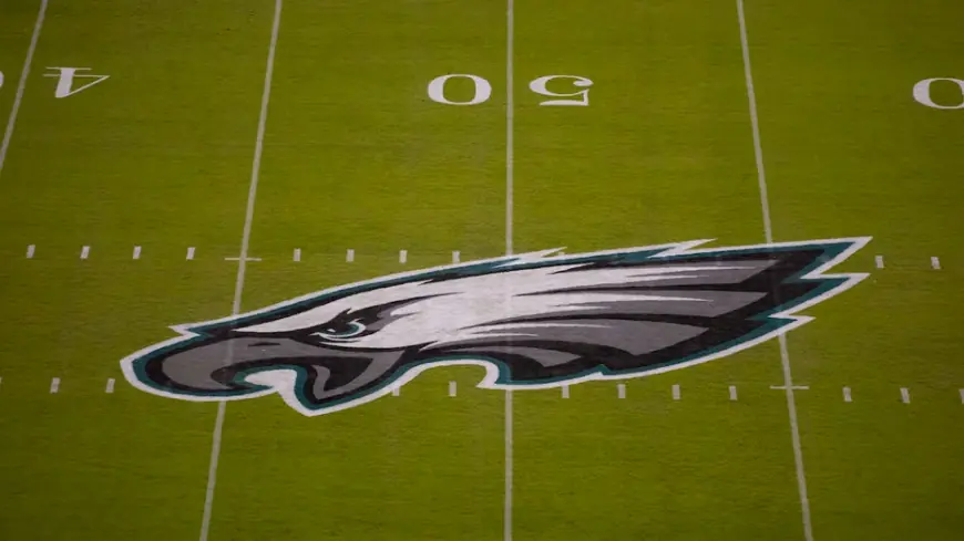 Eagles speak out on Philadelphia plane crash just days before playing in Super Bowl LIX