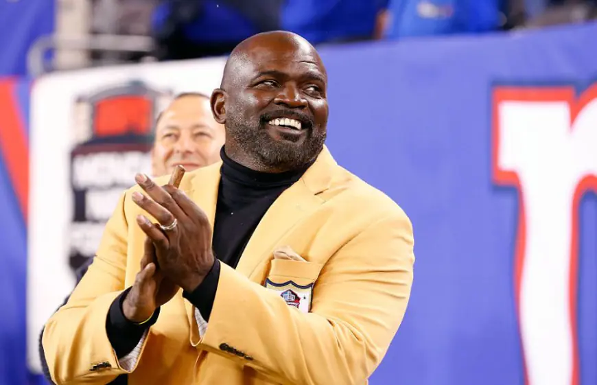 Lawrence Taylor to make appearance in Albany