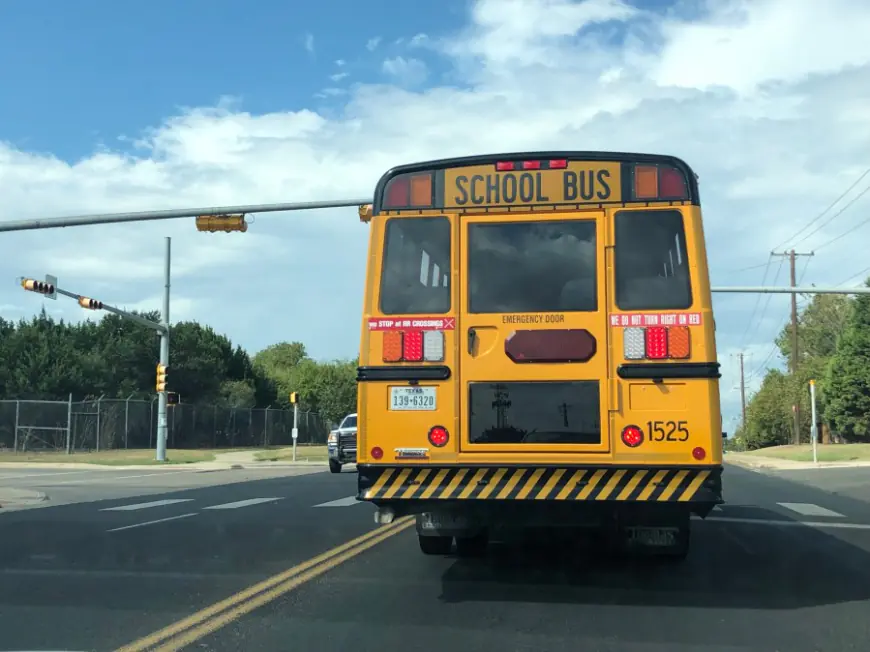 Texas school district warns Border Patrol may board buses and question students about citizenship