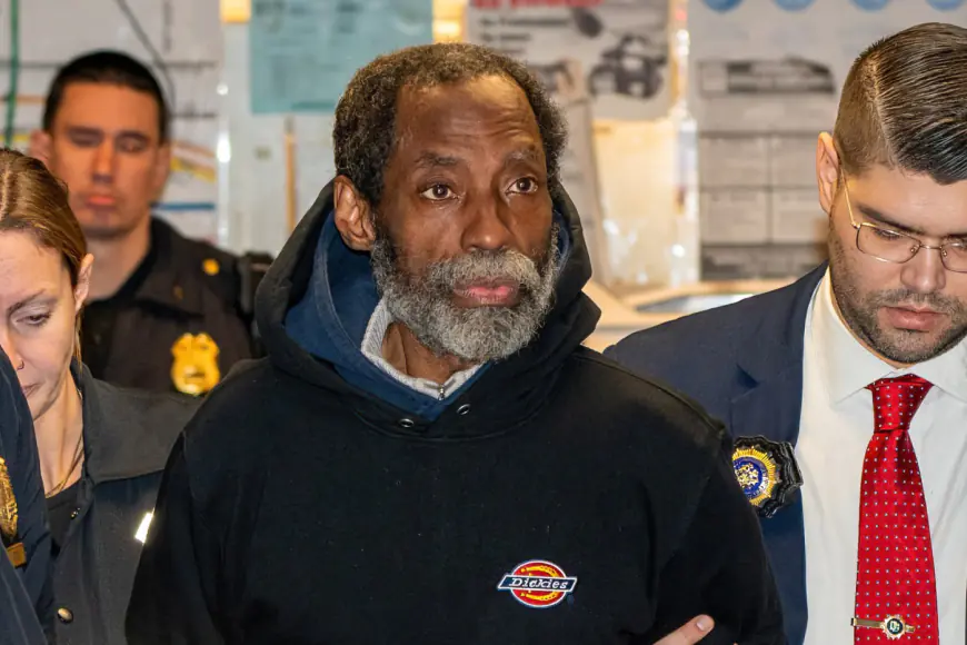 Homeless man’s subway stab spree triggered by stolen blanket: Prosecutors