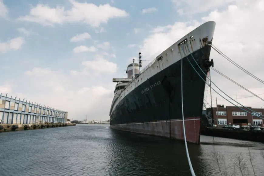 Ship sinking and Texas railroads; artificial reefs see expansion in the gulf