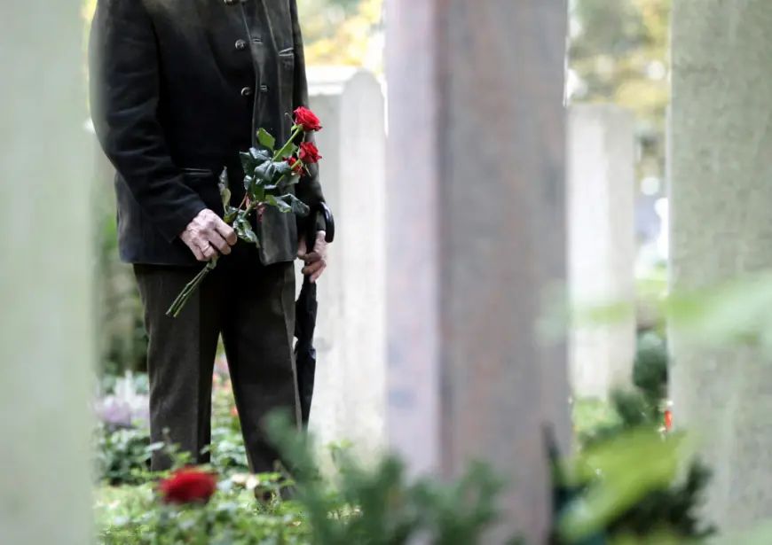 Baffling mystery surrounding QR code stickers on Munich graves solved