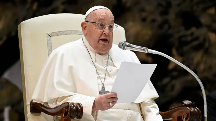 Pope Francis shares written message while continuing hospitalization