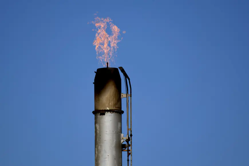 Suncor plans to take down a 100-foot flare stack in project to upgrade Commerce City refinery