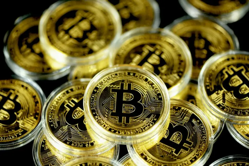 Bitcoin Must Clear This Critical Cost Basis Level For Continued Upside, Analyst Says