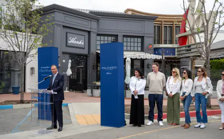 Palisades Village slated to reopen in 2026