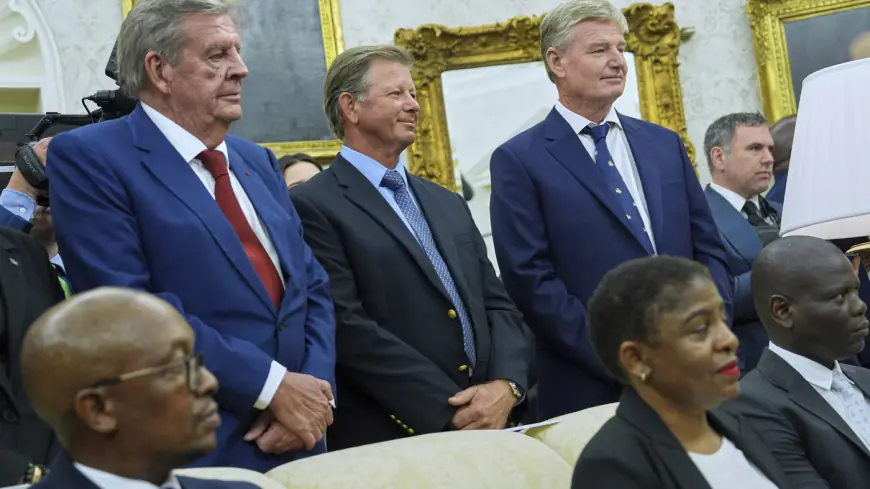 South Africa's president praised for staying calm during Trump's Oval Office ambush