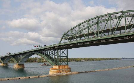 Sudanese man arrested at Peace Bridge for failure to appear at murder trial