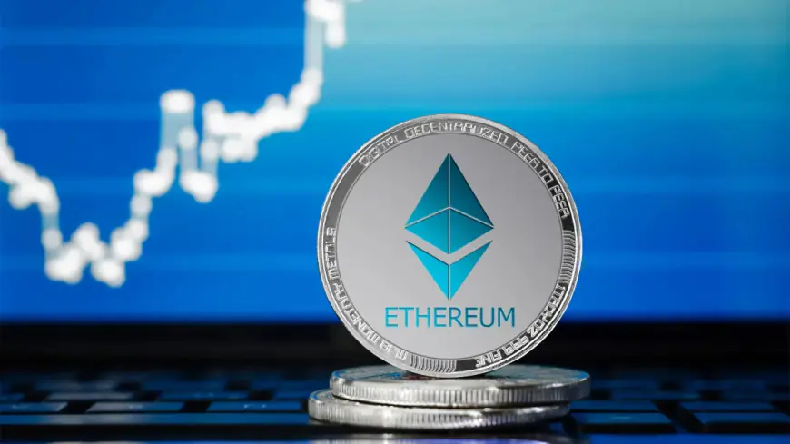 Ethereum Shows Resilience as SOL, DOGE, and Other Crypto Giants See Weekly Bleeds