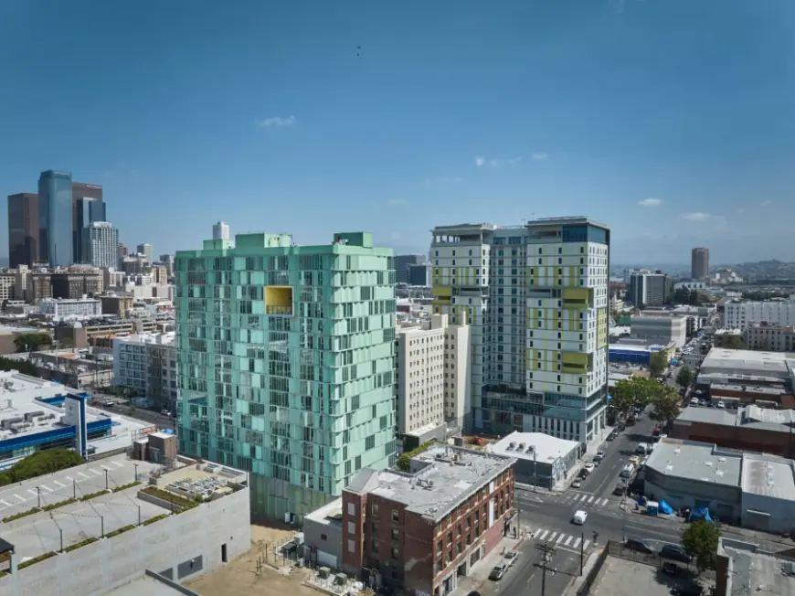 Biggest permanent supportive housing facility in Los Angeles opens