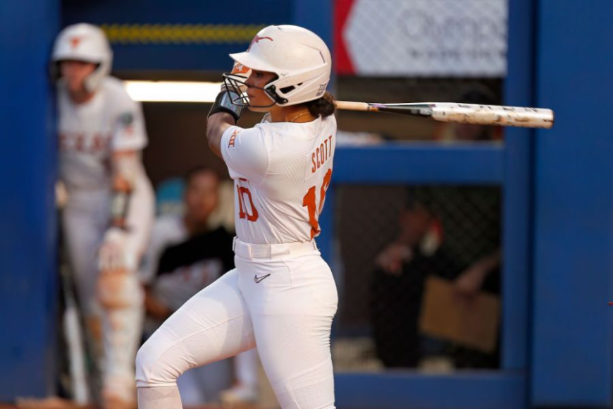 Mia Scott picked by AUSL's Volts to make pro softball debut